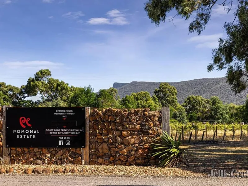 Pomonal Estate winery in Pomonal, VIC